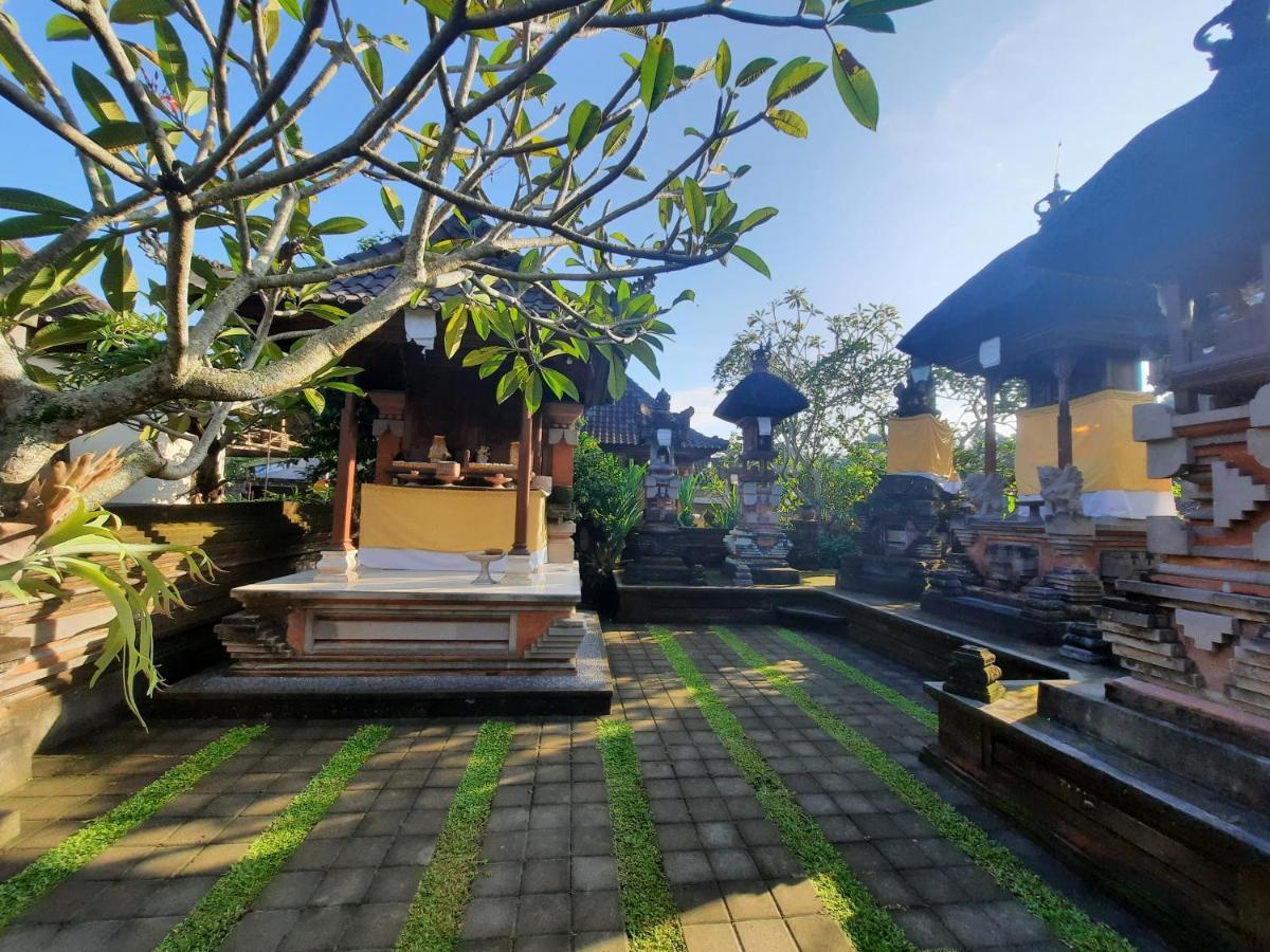 Hotel Sahadewa House Ubud Exterior foto