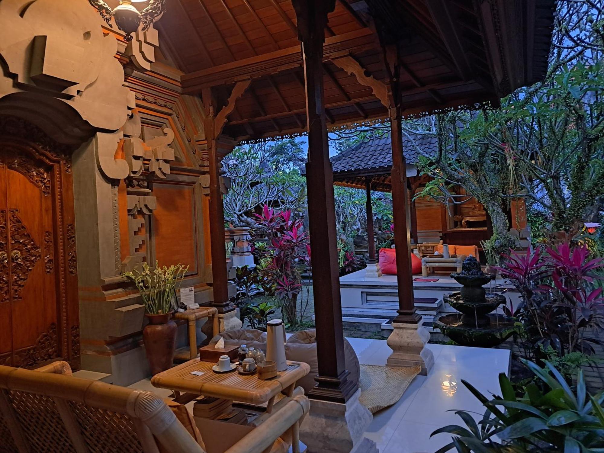 Hotel Sahadewa House Ubud Exterior foto