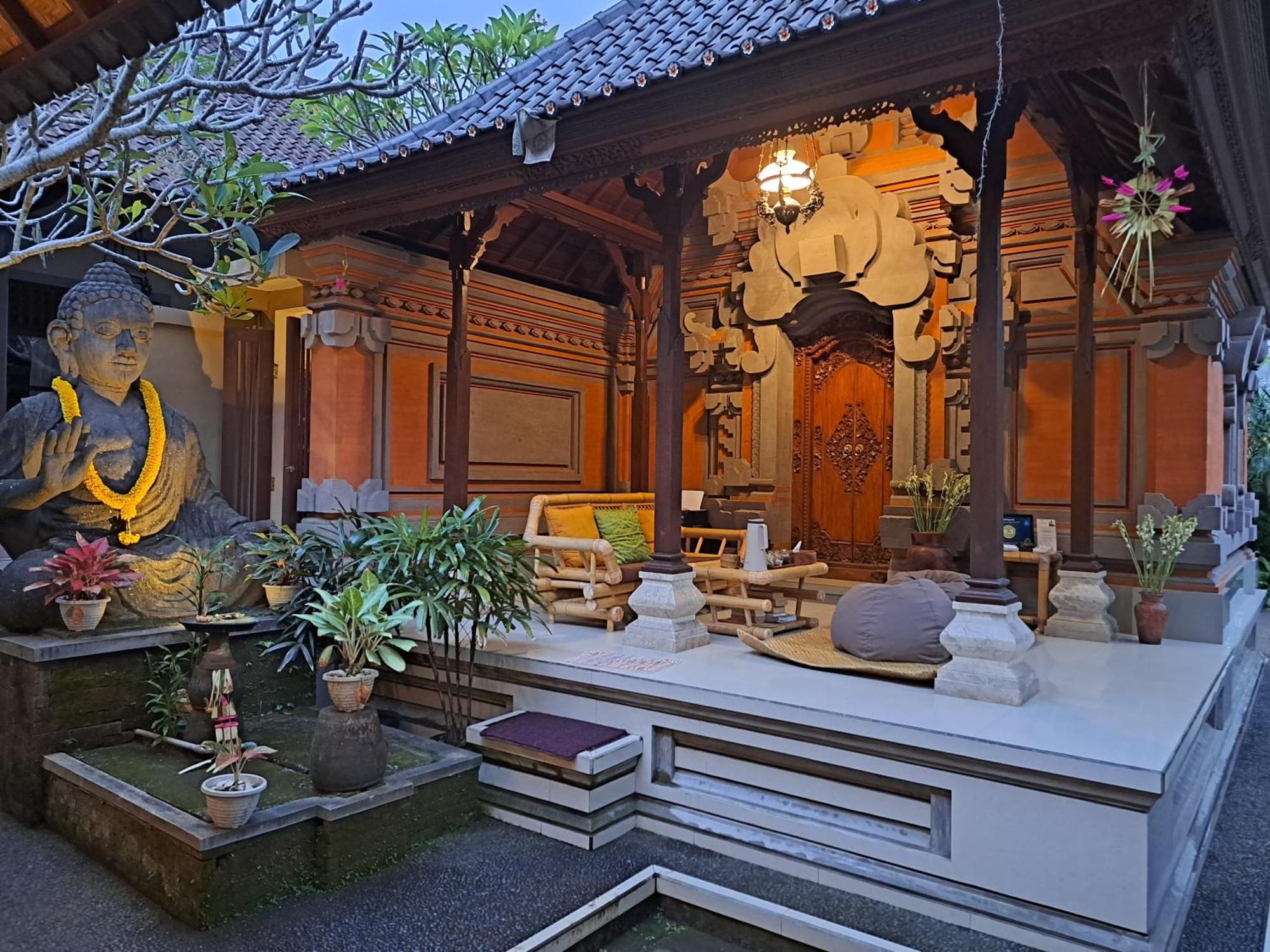 Hotel Sahadewa House Ubud Exterior foto